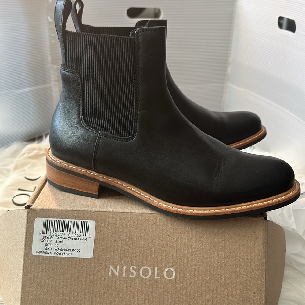 New black flat bootie size 10